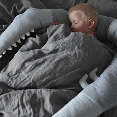 Oreiller Pour Bebe - CrocodileBabyBedPillow™ - Gris
