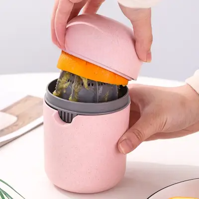 Presse agrumes - MiniFruitJuicer™ - Rose