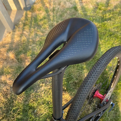 UltraLightCarbonMTB/BikeSaddle™