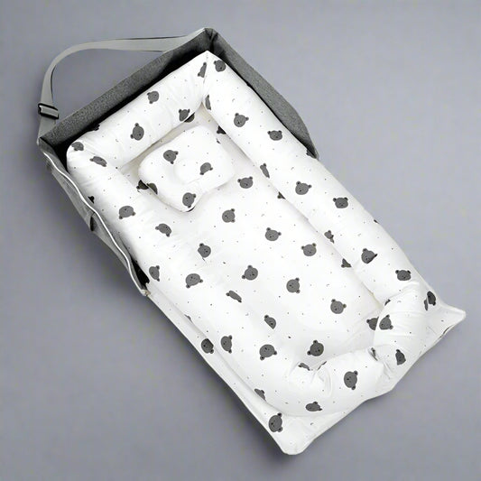 Lit de Voyage Bébé - PortableBabyBed™ - Ours