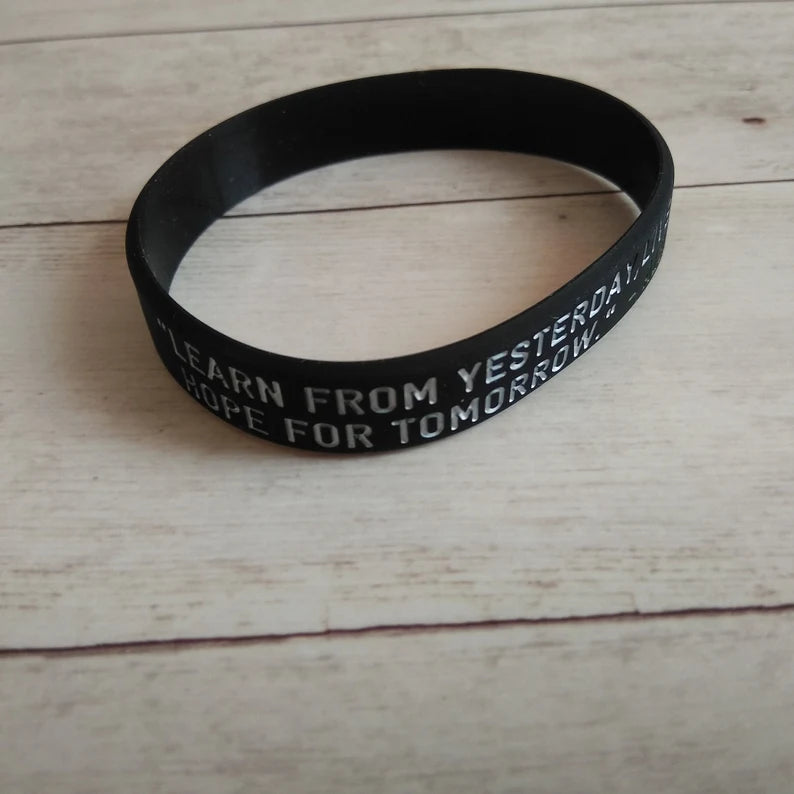 MotivationalSiliconeBracelet™ - Noir