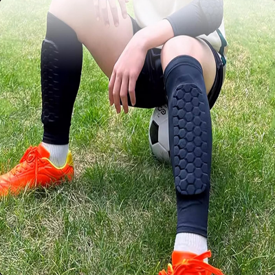 Protège Tibia - FootballLegSleeves™ - Noir