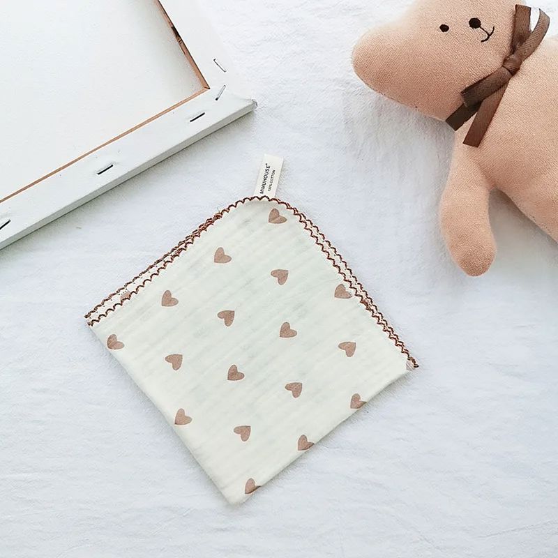 SERVIETTE POUR BEBE - CottonBabyTowel™ - Coeur