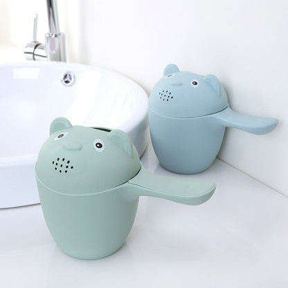 Tasse mignon™ pour bain bébé, multifonction.