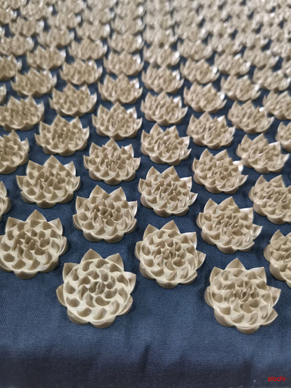 MatTherapy™ - Acupressure mat for massage